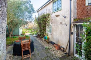 Sun Terrace- click for photo gallery